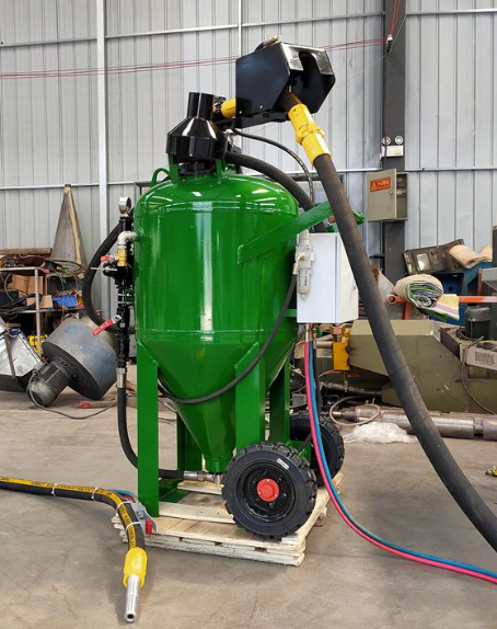 百色移动式喷砂机 户外施工效率翻倍