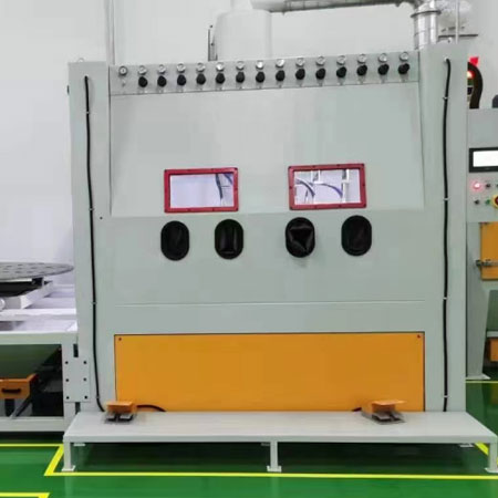 百色高效生产，从箱体手动喷砂机开始，提升零部件质量